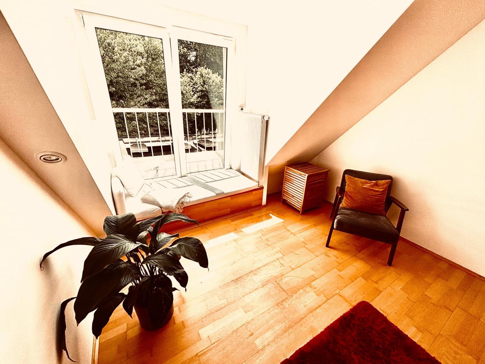 Messe, Uniklinikum, Grugapark - Charmante Wohnung Mit Dachterrasse In Guter Lage Essen Dış mekan fotoğraf